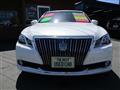 2013 Toyota Crown Majesta