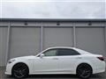 2014 Toyota Crown Hybrid