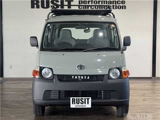 2011 Toyota Liteace Van