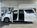 2014 Toyota Vellfire