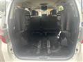 2013 Toyota Alphard