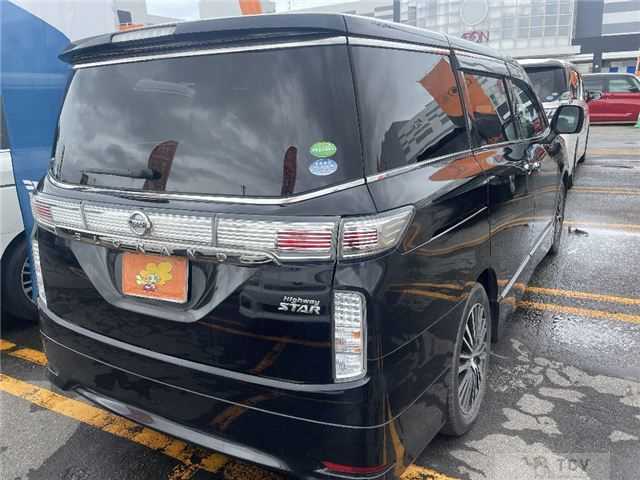 2015 Nissan Elgrand