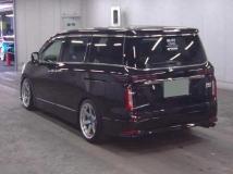 2017 Nissan Elgrand