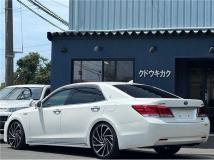 2013 Toyota Crown Majesta