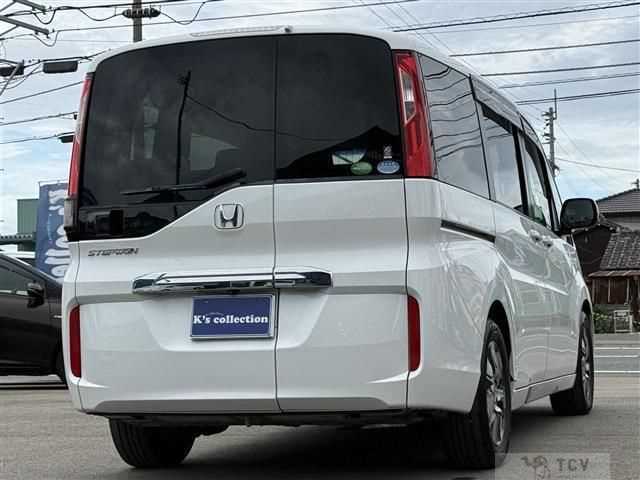 2016 Honda Step WGN