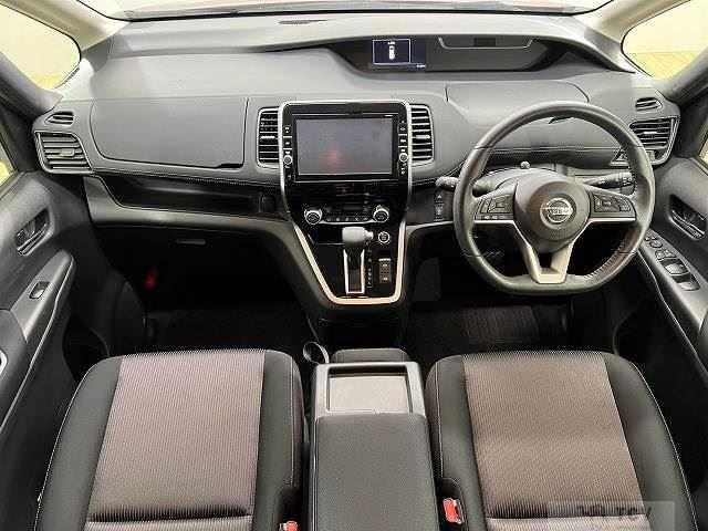 2016 Nissan Serena