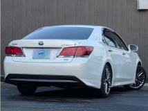 2013 Toyota Crown
