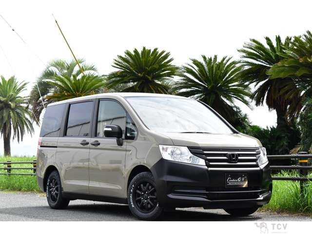 2014 Honda Step WGN