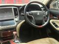 2013 Toyota Crown Majesta