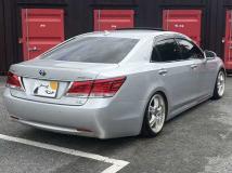 2013 Toyota Crown Majesta