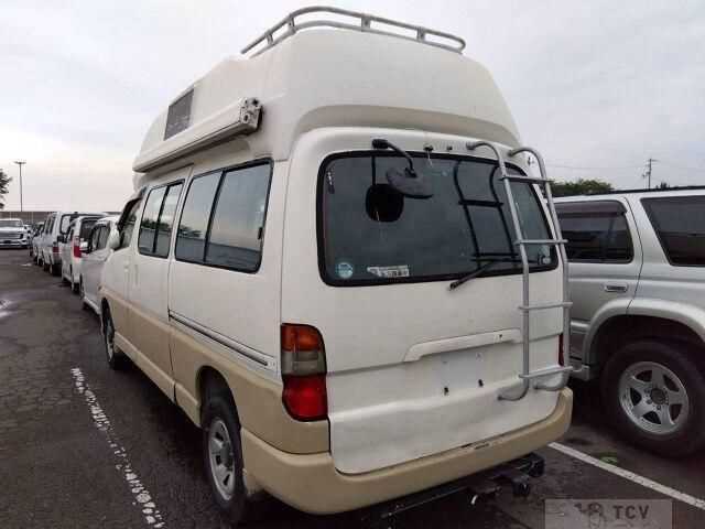 2003 Toyota Grand Hiace