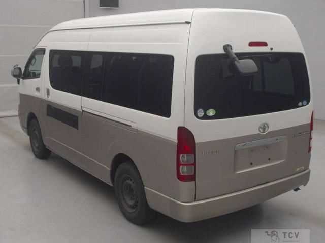 2005 Toyota Hiace Wagon