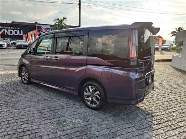 2016 Honda Step WGN