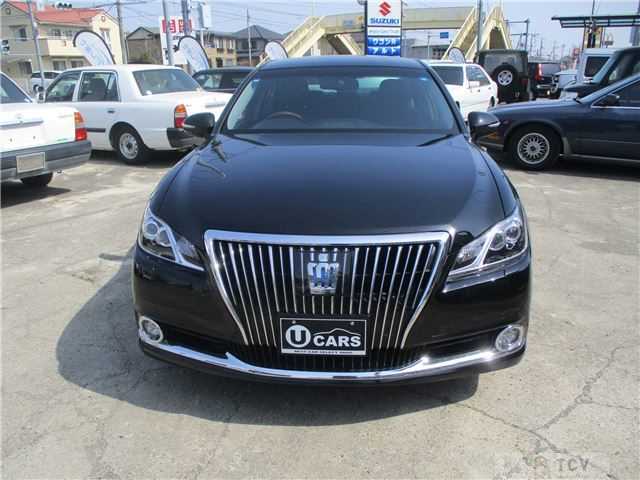 2014 Toyota Crown Majesta