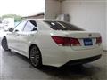2013 Toyota Crown Hybrid