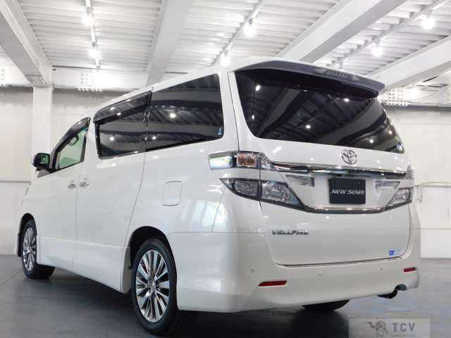 2013 Toyota Vellfire