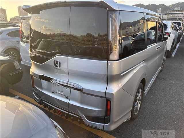 2018 Honda Step WGN