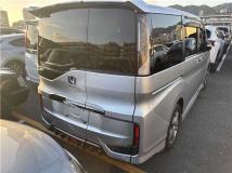 2018 Honda Step WGN