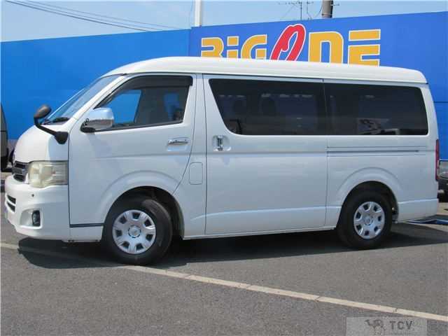2010 Toyota Regiusace Van