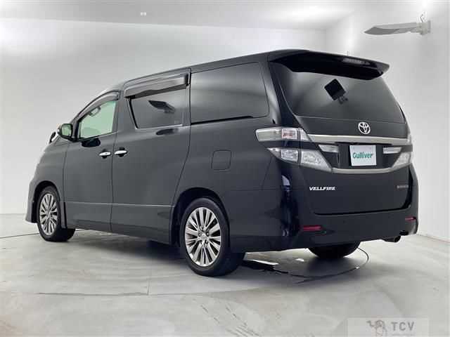 2014 Toyota Vellfire