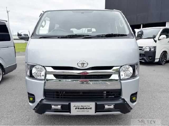2007 Toyota Regiusace Van