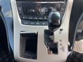 2013 Toyota Vellfire