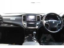 2013 Toyota Crown Hybrid