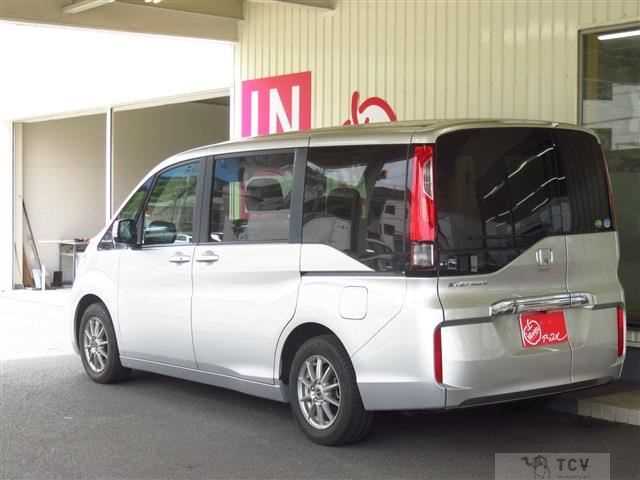 2015 Honda Step WGN