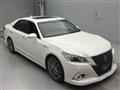 2014 Toyota Crown Hybrid