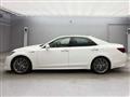 2014 Toyota Crown Hybrid