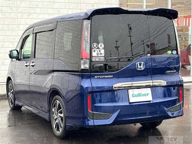 2016 Honda Step WGN