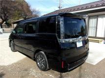 2014 Toyota Voxy