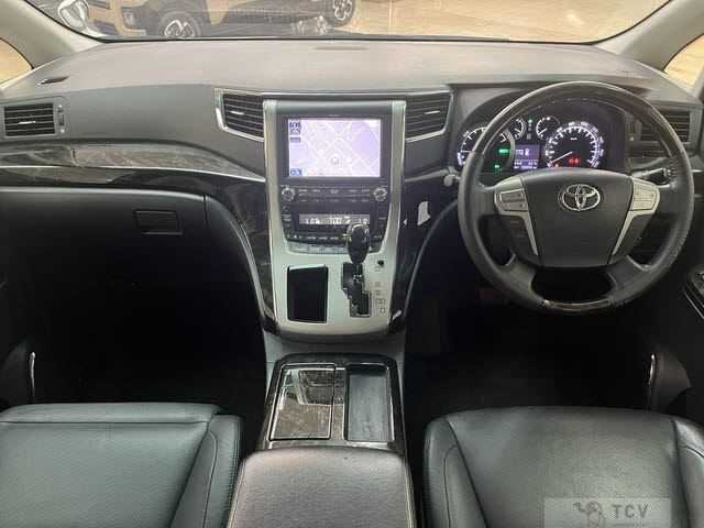 2012 Toyota Vellfire