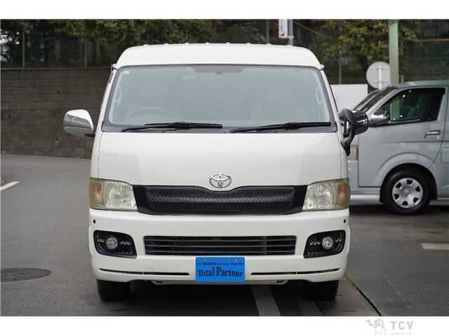 2009 Toyota Regiusace Van