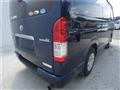 2005 Toyota Hiace Van