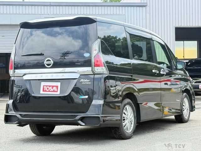 2016 Nissan Serena