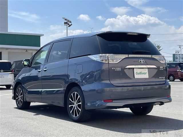 2013 Toyota Estima Hybrid