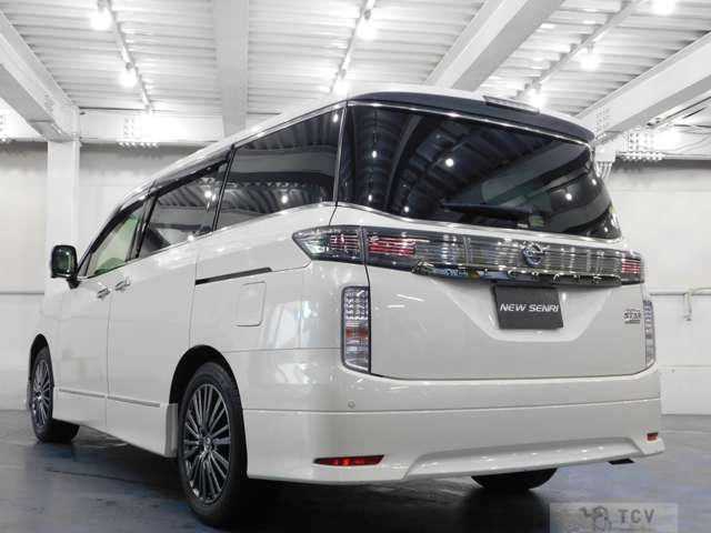 2017 Nissan Elgrand