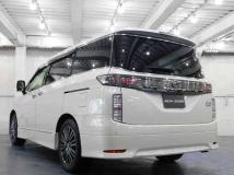 2017 Nissan Elgrand