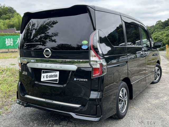 2019 Nissan Serena