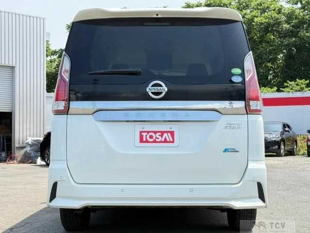 2017 Nissan Serena