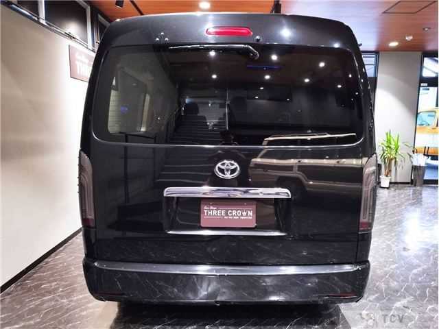 2012 Toyota Hiace Wagon