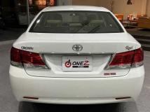 2014 Toyota Crown
