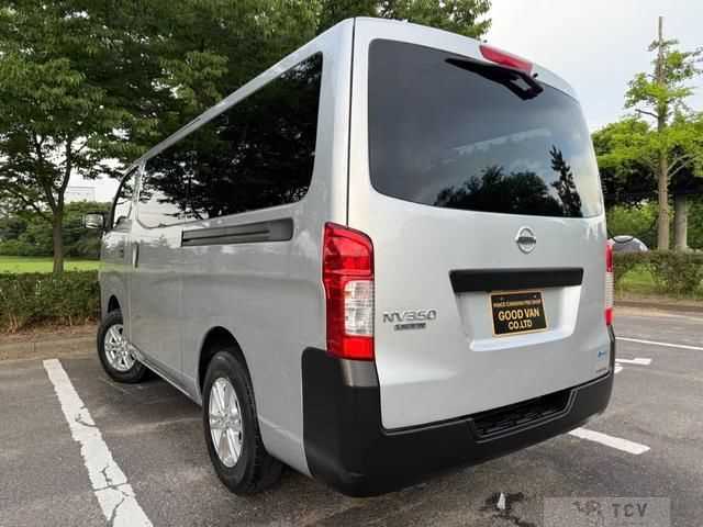 2013 Nissan NV350 Caravan