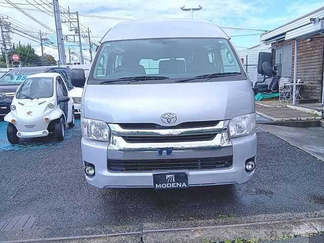 2010 Toyota Hiace Van