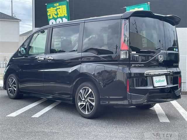 2015 Honda Step WGN