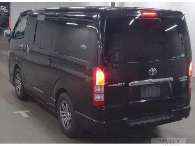 2013 Toyota Regiusace Van