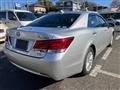 2013 Toyota Crown