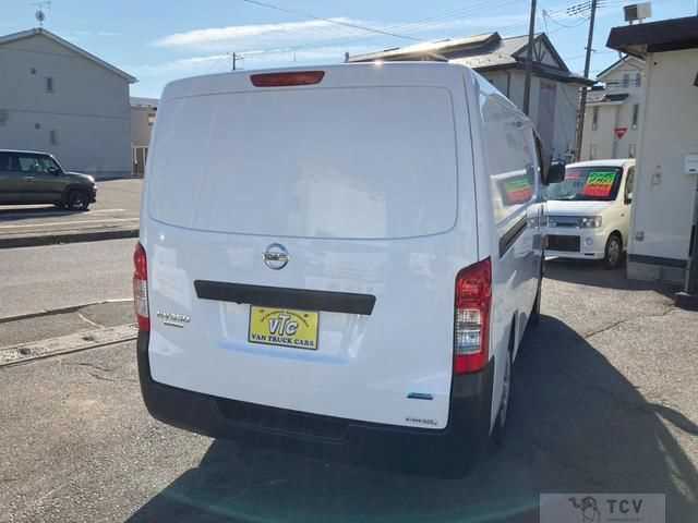 2015 Nissan NV350 Caravan