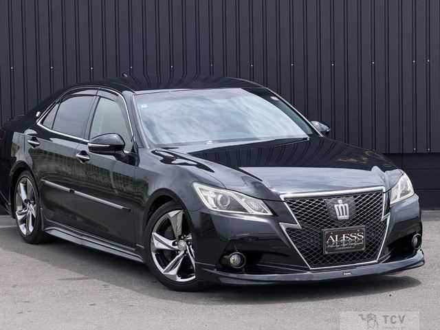 2014 Toyota Crown